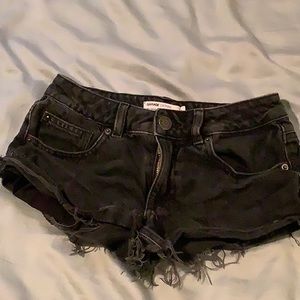 These black low rise jeans are stunning